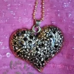 Lightweight Gold tone Heart Necklace